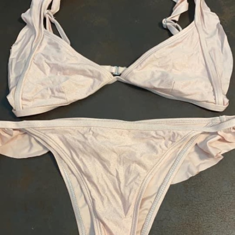 Bathing suit